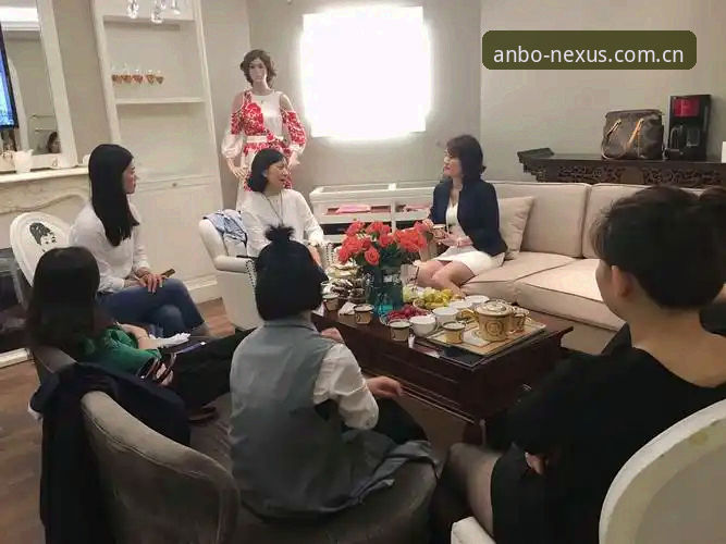 最新安博体验 资深用户分享:从马赛更衣室风波看安博电竞平台的数据同步之道
